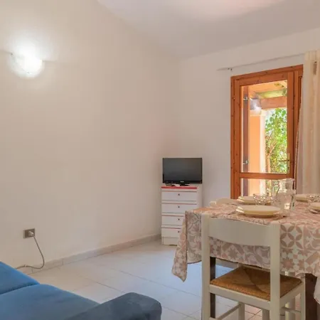 Outstanding Residenze Gallura 2bedrm Sleep 6 Possible Additional Child Bed Apartmán *
